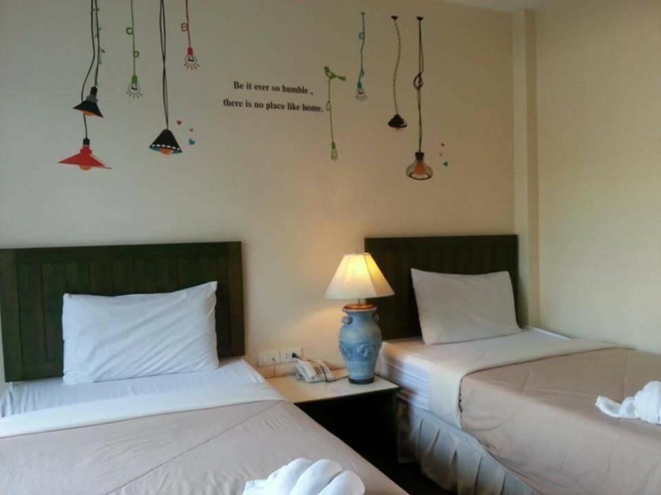 Baan Suksiri Hotel Hua Hin Luaran gambar