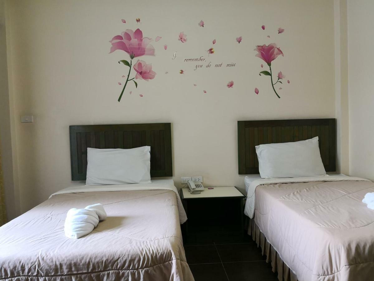 Baan Suksiri Hotel Hua Hin Luaran gambar