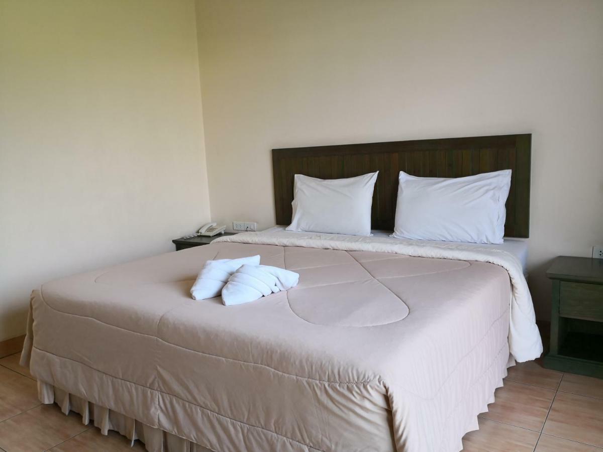 Baan Suksiri Hotel Hua Hin Luaran gambar