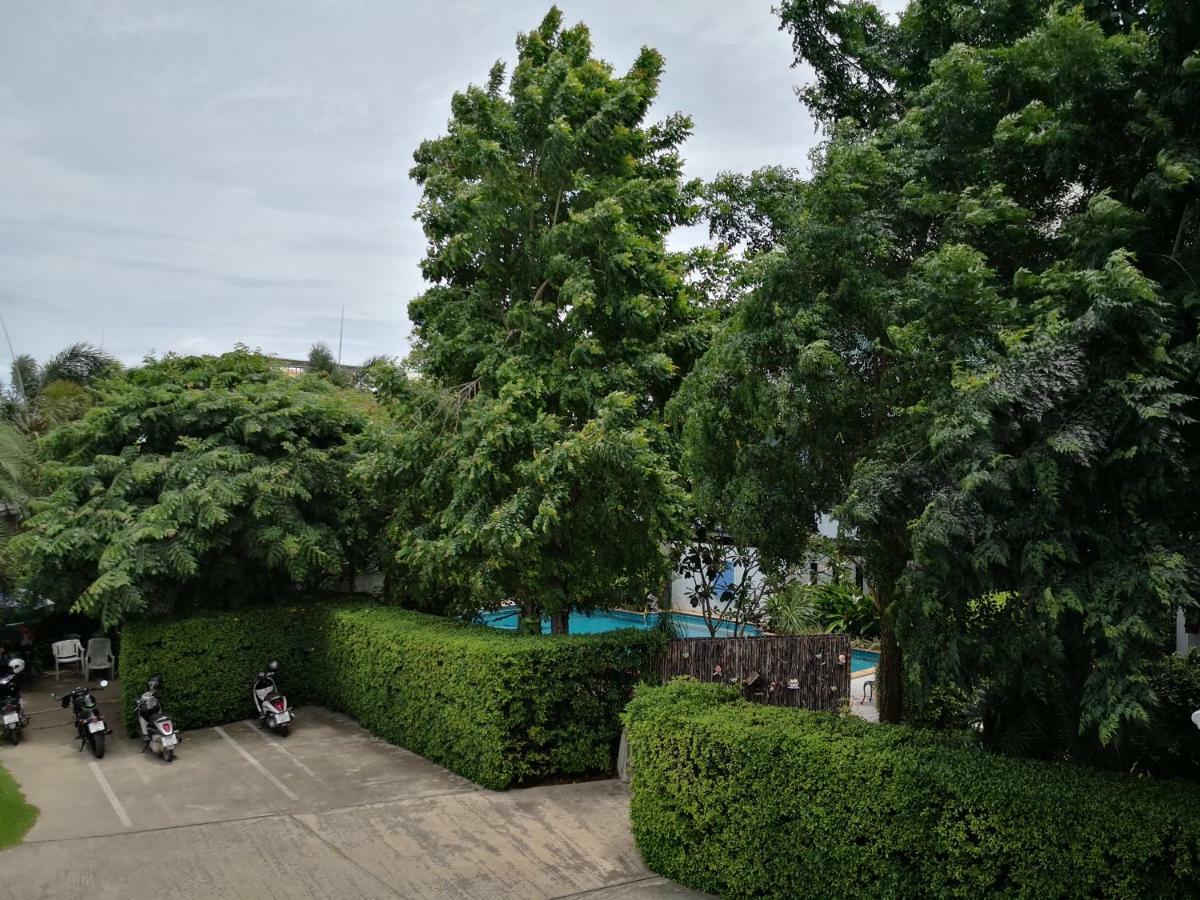 Baan Suksiri Hotel Hua Hin Luaran gambar